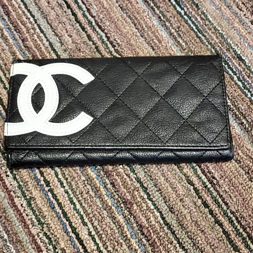 Ladies wallet